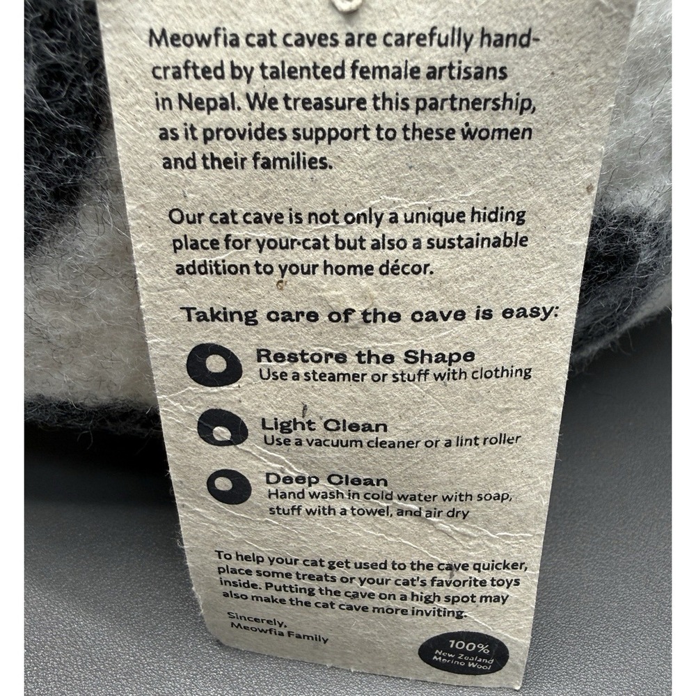 MEOWFIA Premium Felt Cat Bed Cave Handmade 100% Merino Wool Large Snow Leopard - Picture 8 of 8